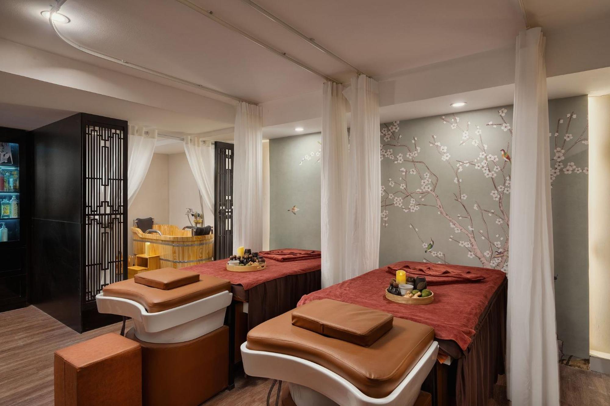 Amara Hanoi Hotel And Spa Extérieur photo